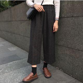Pinstriped Wide Leg Cropped Pants