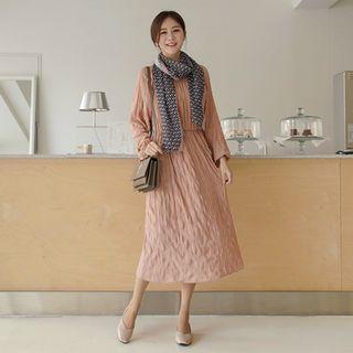 Balloon-sleeve Gathered-waist Crinkled Dress