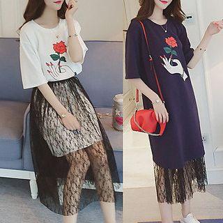 Set: Printed Short-sleeve Long T-shirt + Lace Midi Skirt