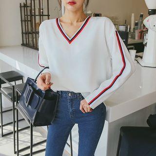 V-neck Contrast-trim Crepe T-shirt