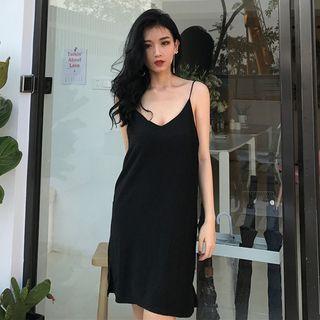 Spaghetti-strap Sleeveless Sheath V-neck Dress