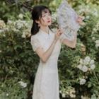Short-sleeve Lace Midi Sheath Qipao Dress