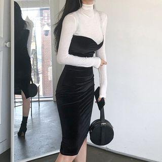 Mock Turtleneck Long-sleeve Velvet Sheath Dress