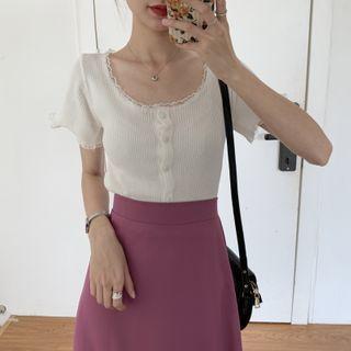 Short-sleeve Lace Ribbed Knit Top