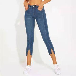 High-waist Asymmetrical Split Jeans