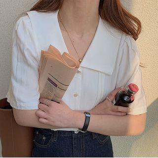 Short-sleeve V-neck Plain Lapel Blouse