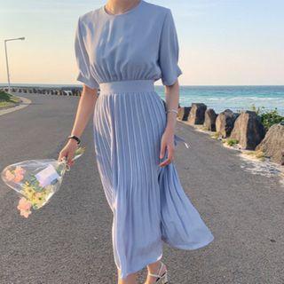 Short-sleeve Crewneck Pleated Dress