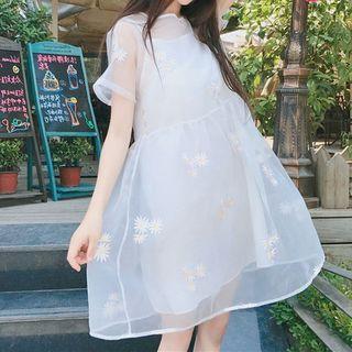 Set: Embroidered Short-sleeve A-line Dress + Slipdress