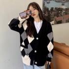 Diamond Pattern V-neck Cardigan