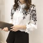 Floral Embroidered Flared-cuff Blouse