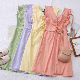 Lace Up-back Ruched Sleeveless Dress