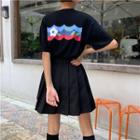 Printed Short Sleeve T-shirt / Pleated Skirt