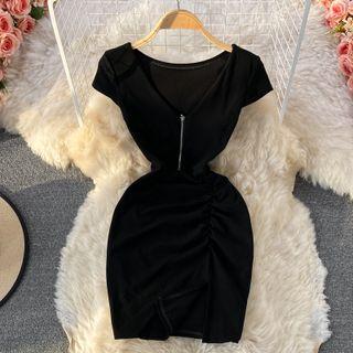 V-neck Zip Short-sleeve Dress Black - One Size