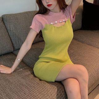 Short-sleeve Cutout Two-tone Knit Mini Bodycon Dress