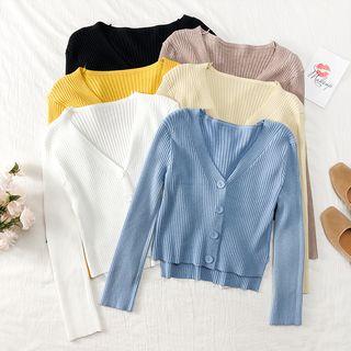 Dip-back Light Knit Top