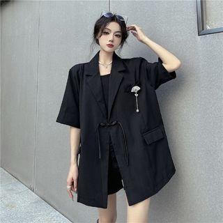 Short-sleeve Knot Button Oversized Blazer / Fan Brooch