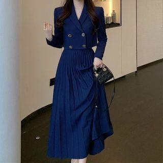 Double-breasted Blazer / Pleated Midi A-line Skirt