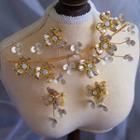 Set: Wedding Rhinestone Flower Headpiece + Earring Gold - One Size