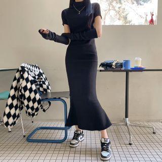 Set: Short-sleeve Knit Top With Arm Warmer + Maxi Mermaid Skirt