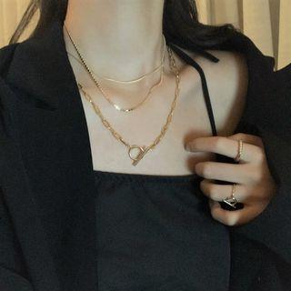 Layered Alloy Choker Necklace