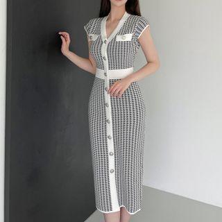 Cap-sleeve Houndstooth Midi Sheath Dress Houndstooth - Black & White - One Size