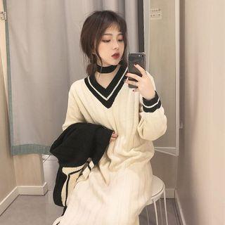Contrast-trim Midi Sweater Dress