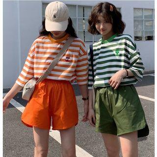 Elbow-sleeve Striped T-shirt / Elastic Waist Shorts