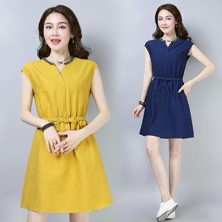 Cap-sleeve Notch-neck A-line Dress