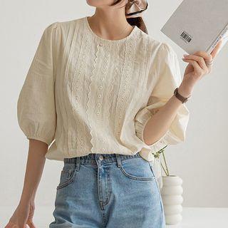 [v Lyou] Pintuck Lace-trim Blouse