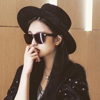 Star Studded Square Sunglasses