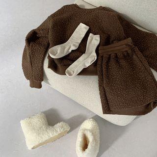 Monochrome Boucl  Pullover & Shorts