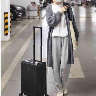 Open-front Long Cardigan / Straight-leg Pants / Plain T-shirt
