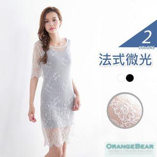 Set: Short-sleeve Lace Dress + Sleeveless Dress
