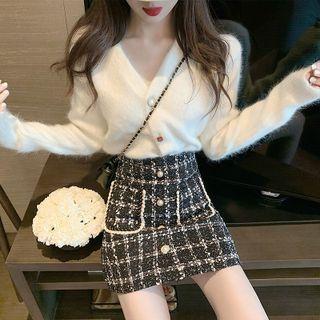 Set: Long-sleeve Plain Cardigan + High-waist Plaid Skirt