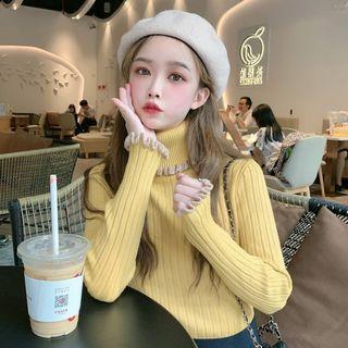 Ruffled Contrast Trim Rib-knit Sweater