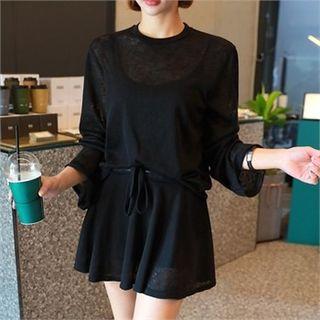 Set: Long-sleeve Top + Drawstring-waist Shorts