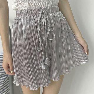 Drawstring Pleated Wide Leg Shorts