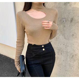 Plain Turtleneck Cutout Top