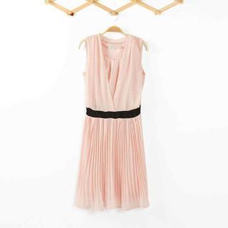 Sleeveless Contrast-waist A-line Dress