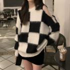 Oversized Round-neck Plaid Long-sleeve Sweater Black & White - One Size
