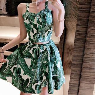 Set: Leaf Print Buttoned Camisole Top + Mini A-line Skirt