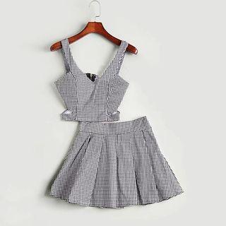Set: Patterned Tank Top + A-line Mini Skirt