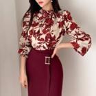 Set: Floral Print Blouse + Fitted Skirt