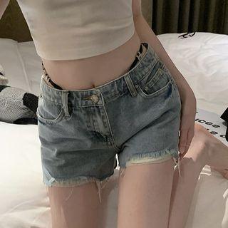 Distressed Denim Hot Pants / Loose Fit Jeans