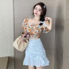 Flower Print Short-sleeve Blouse / Ruffle Hem Mini A-line Skirt