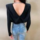 Long-sleeve Chained Open-back Blouse