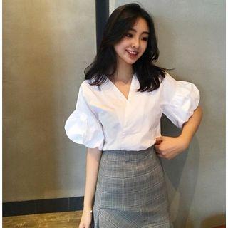 Plain Elbow Sleeve Blouse / Plaid A-line Skirt