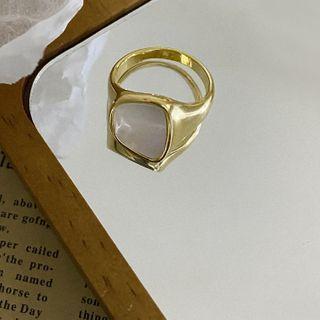 Shell Alloy Ring Ring - Shell - White - No 8