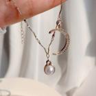 Moon Rhinestone Faux Pearl Pendant Alloy Necklace Necklace - Moon - Gold - One Size