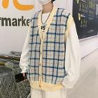 V-neck Gingham Oversized Knit Vest